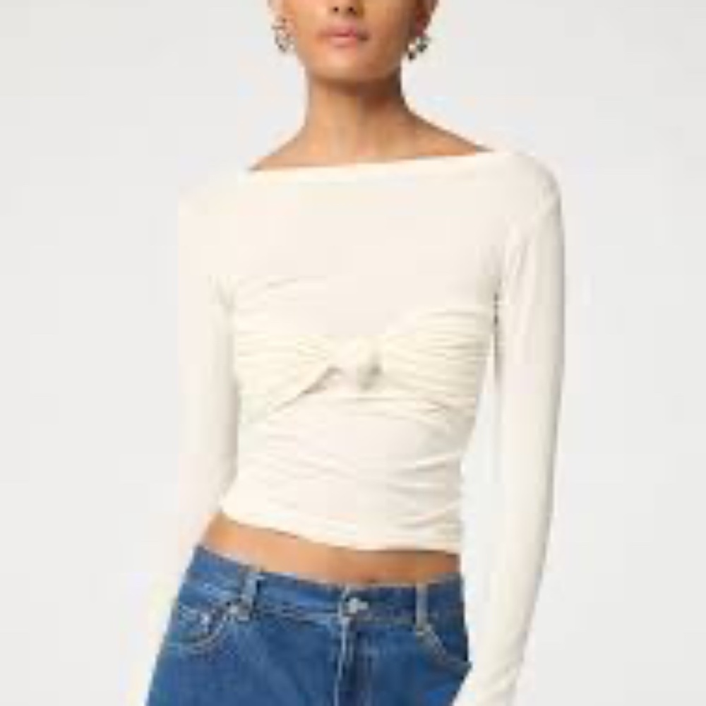 Long sleeve white top